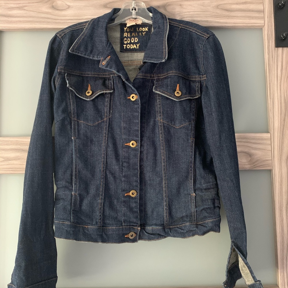 Sz M dark denim jacket. Dick & Jayne.